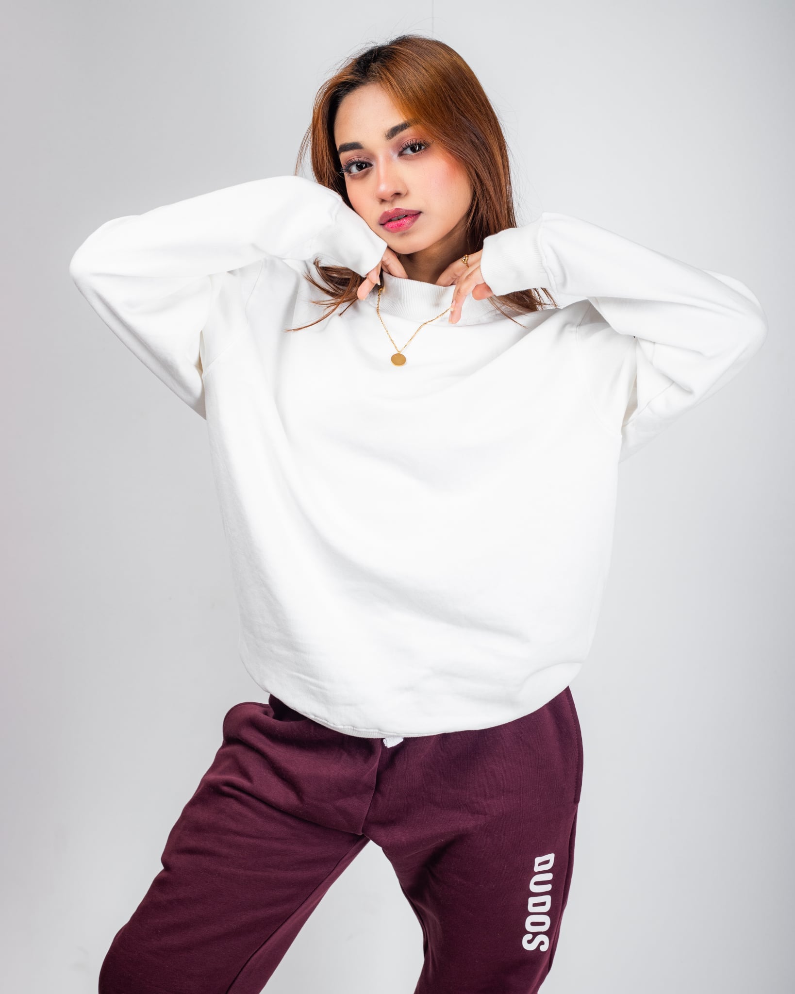 WOMEN'S PEARL WHITE SWEATSHIRT