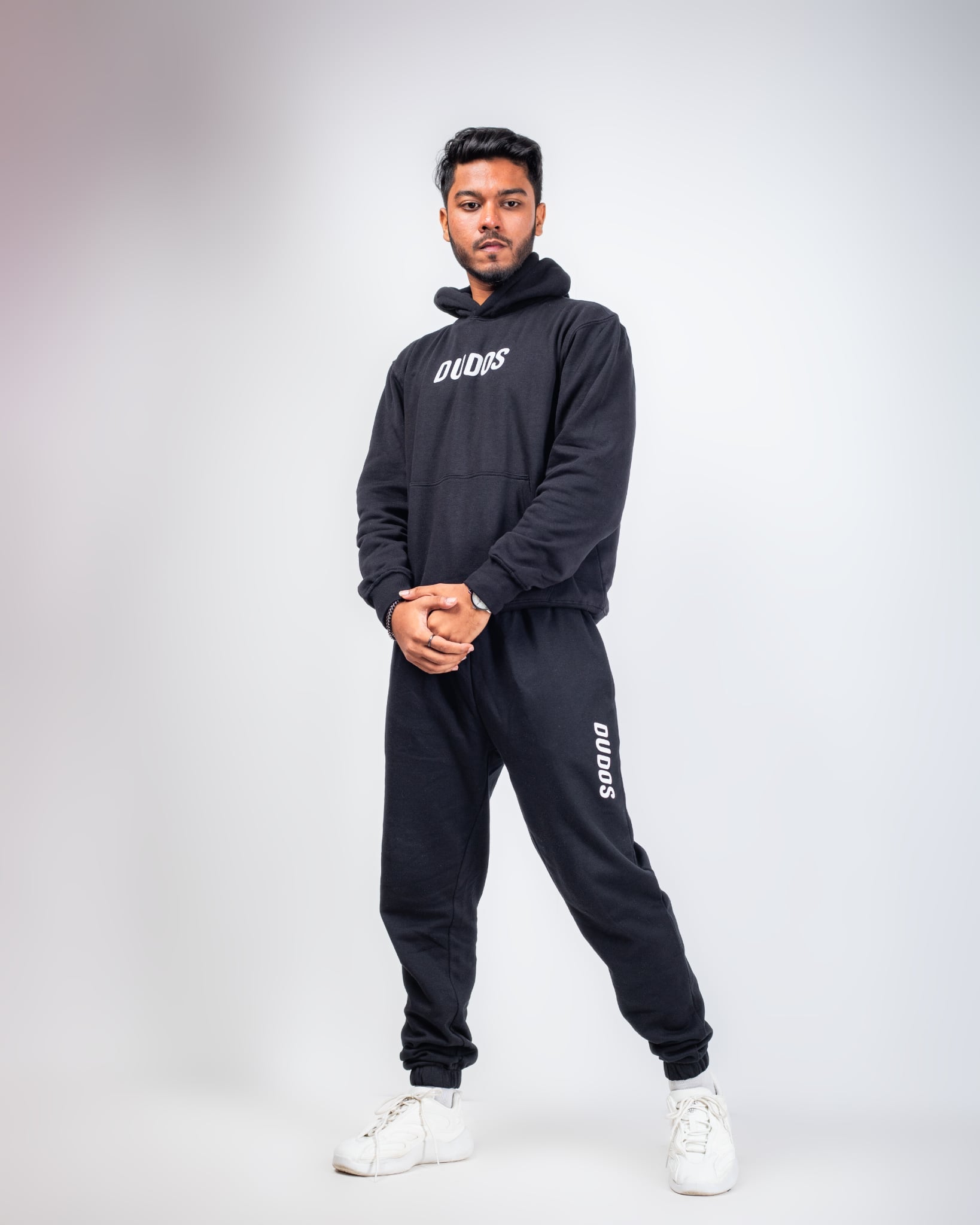 MEN'S OVERSIZED BLACK HOODIE