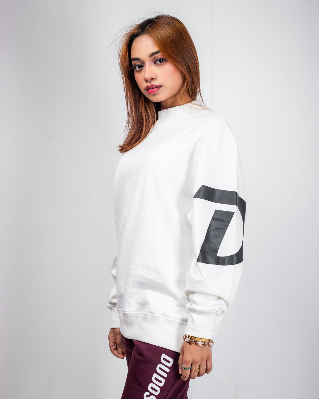 WOMEN'S PEARL WHITE SWEATSHIRT