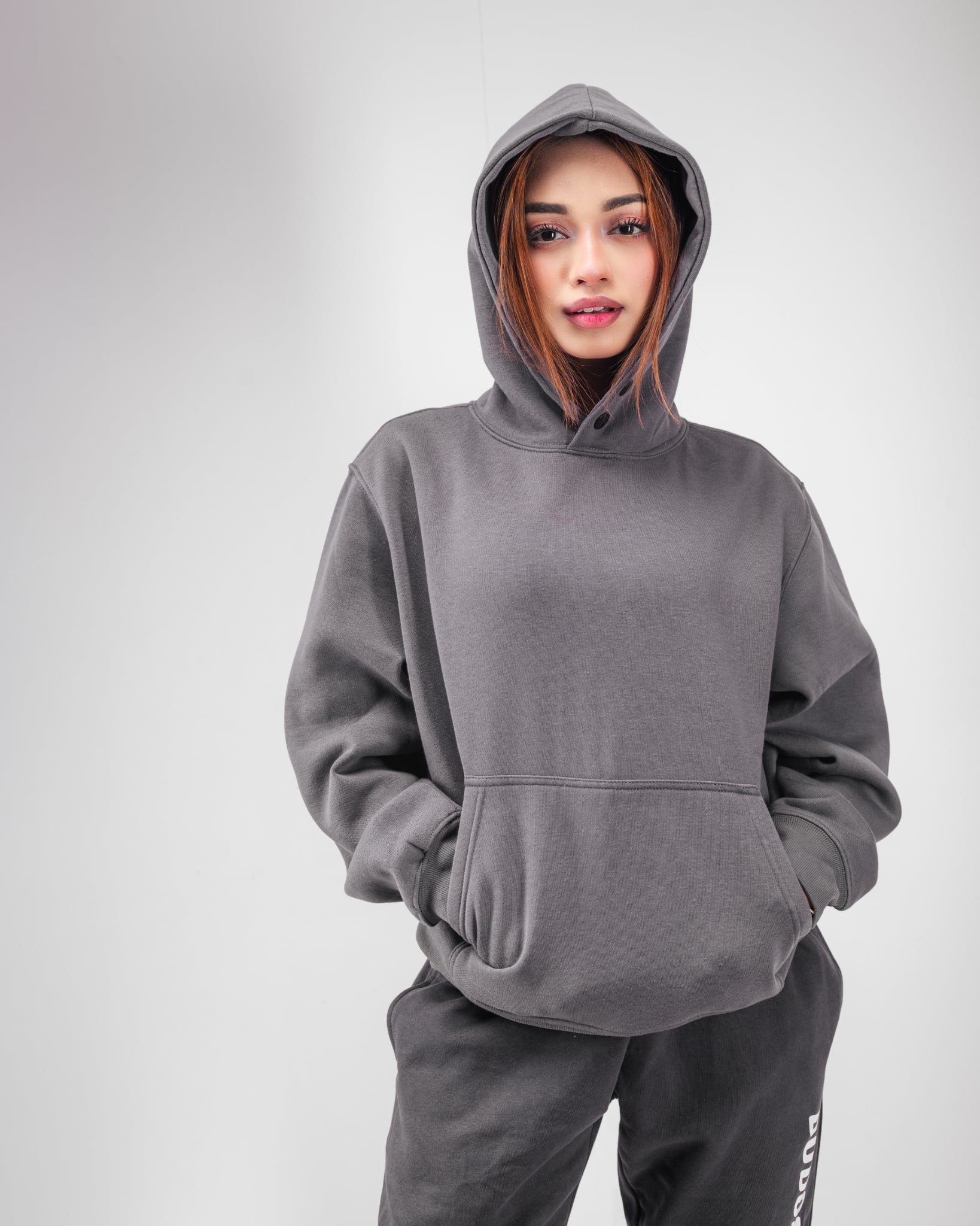 WOMEN'S OVERSIZED GREY HOODIE