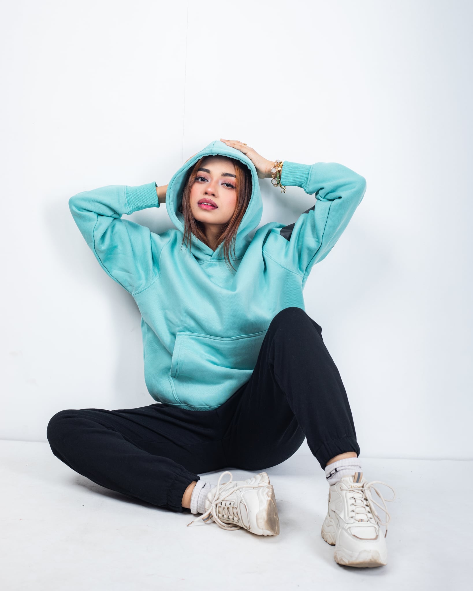 WOMEN'S OVERSIZED PASTEL TEAL HOODIE